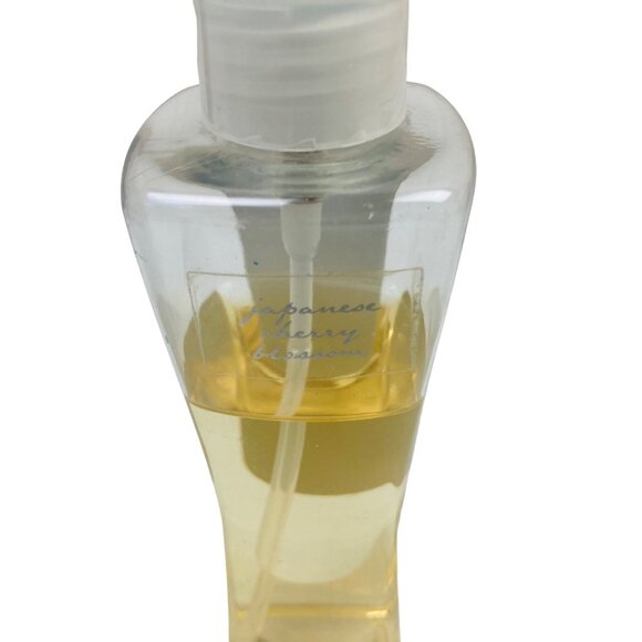 Vintage Japanese Cherry Blossom Fragrance Mist 3 Oz 70% Full Bath & Body Works - Picture 2 of 3